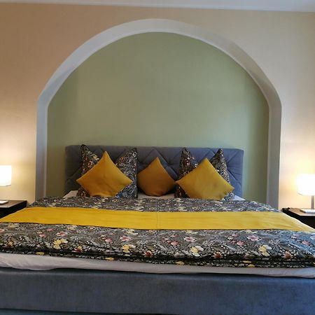 Ferienwohnung Schlossblick Mit Parkplatz ピルナ エクステリア 写真