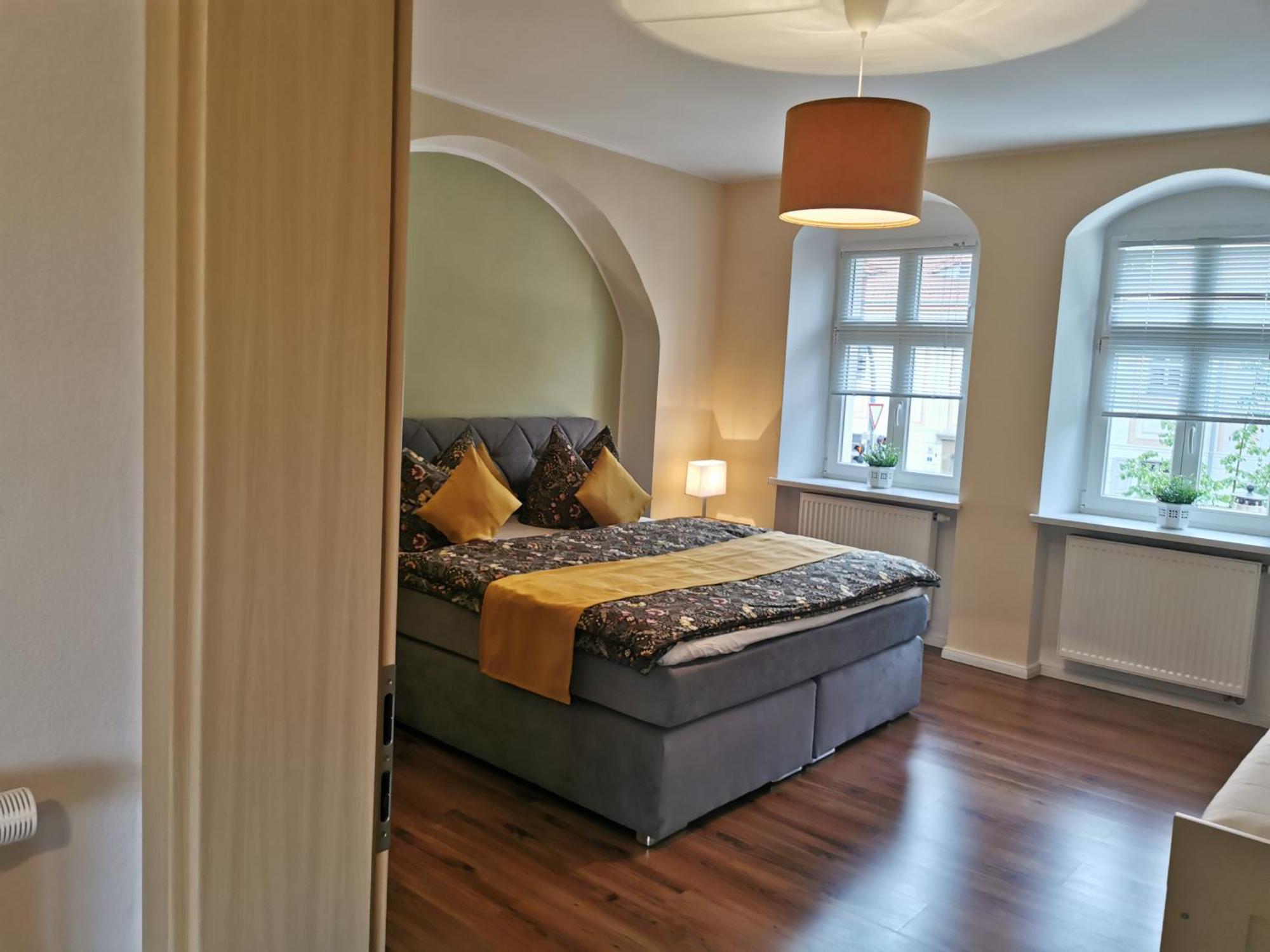 Ferienwohnung Schlossblick Mit Parkplatz ピルナ エクステリア 写真